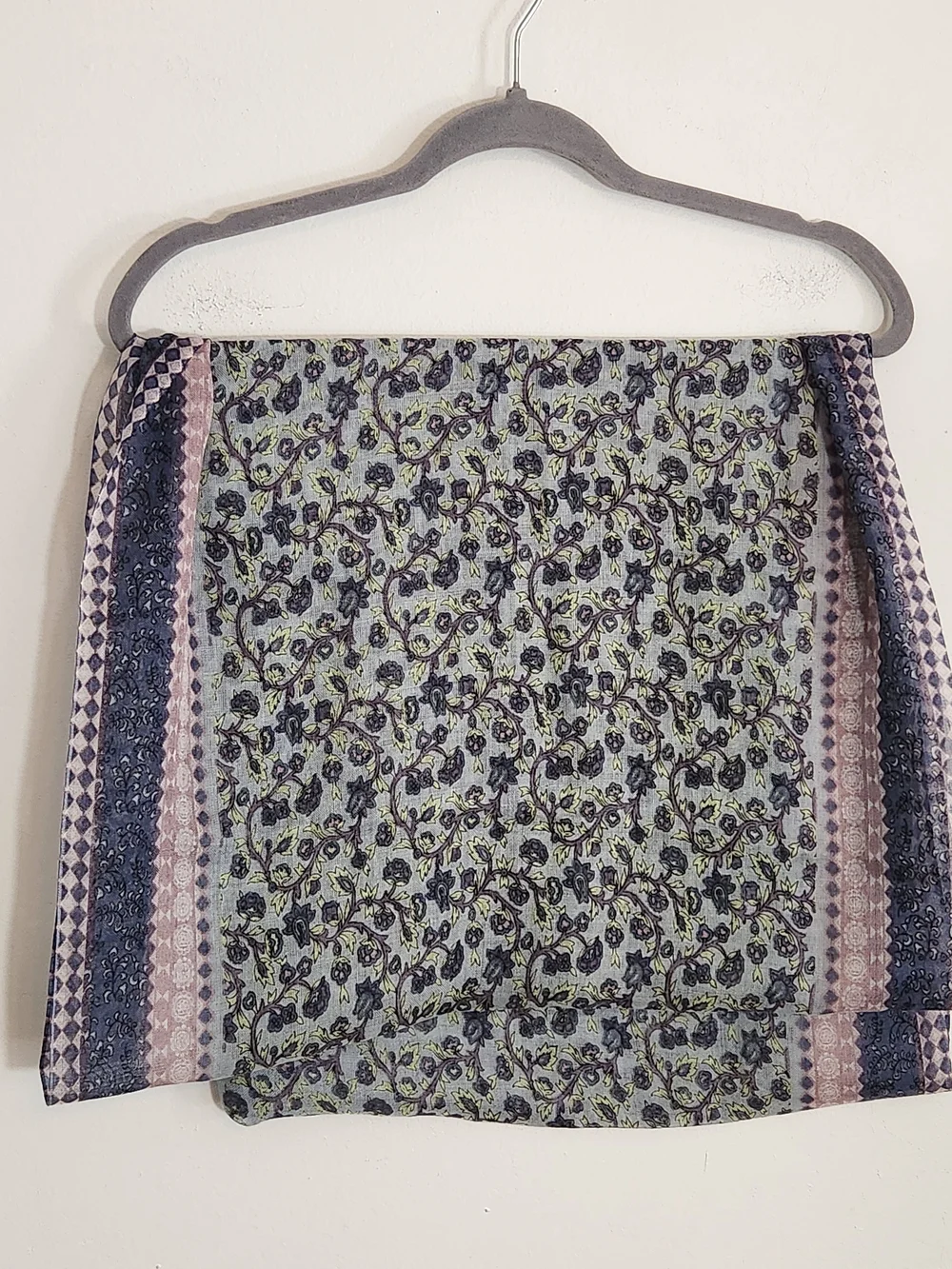J. Jill Purple Blue and Green Floral Print Infinity Scarf 20.5 x 33